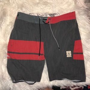 Men’s VOLCOM Board Shorts